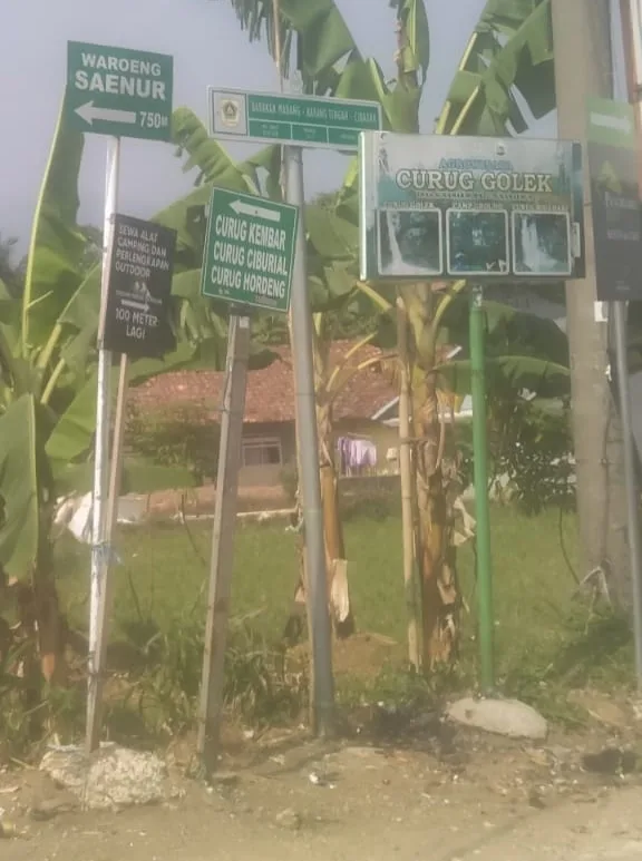 Jalan Wisata Kp Cibakatul, Desa Cibadak, Kecamatan Sukamakmur Rusak Parah, Mengancam Kenyamanan Wisatawan