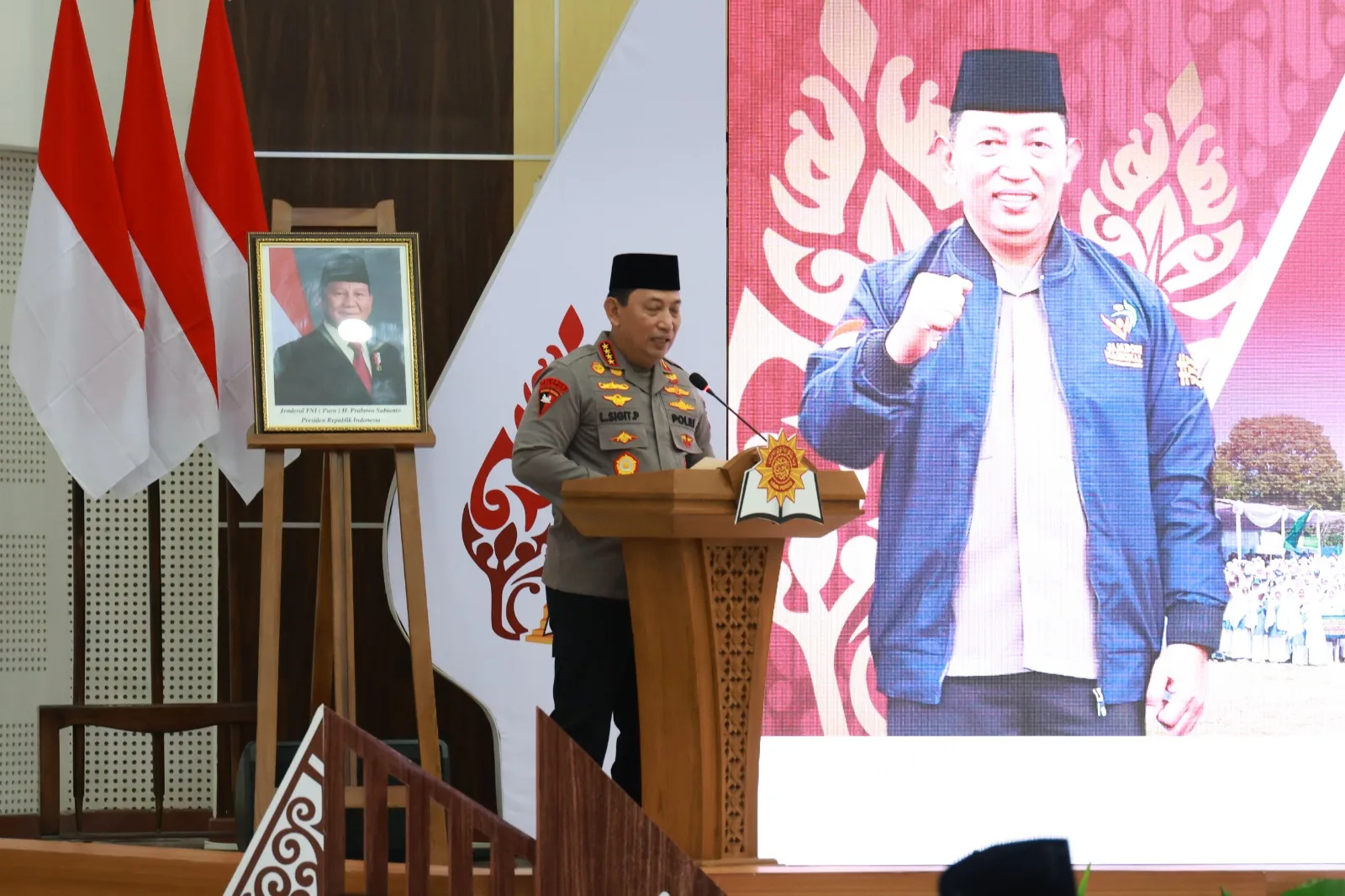 Hadiri Penutupan Pleno Hima Persis, Kapolri: Mari Jaga Keberagaman Untuk Wujudkan Indonesia Emas 2045