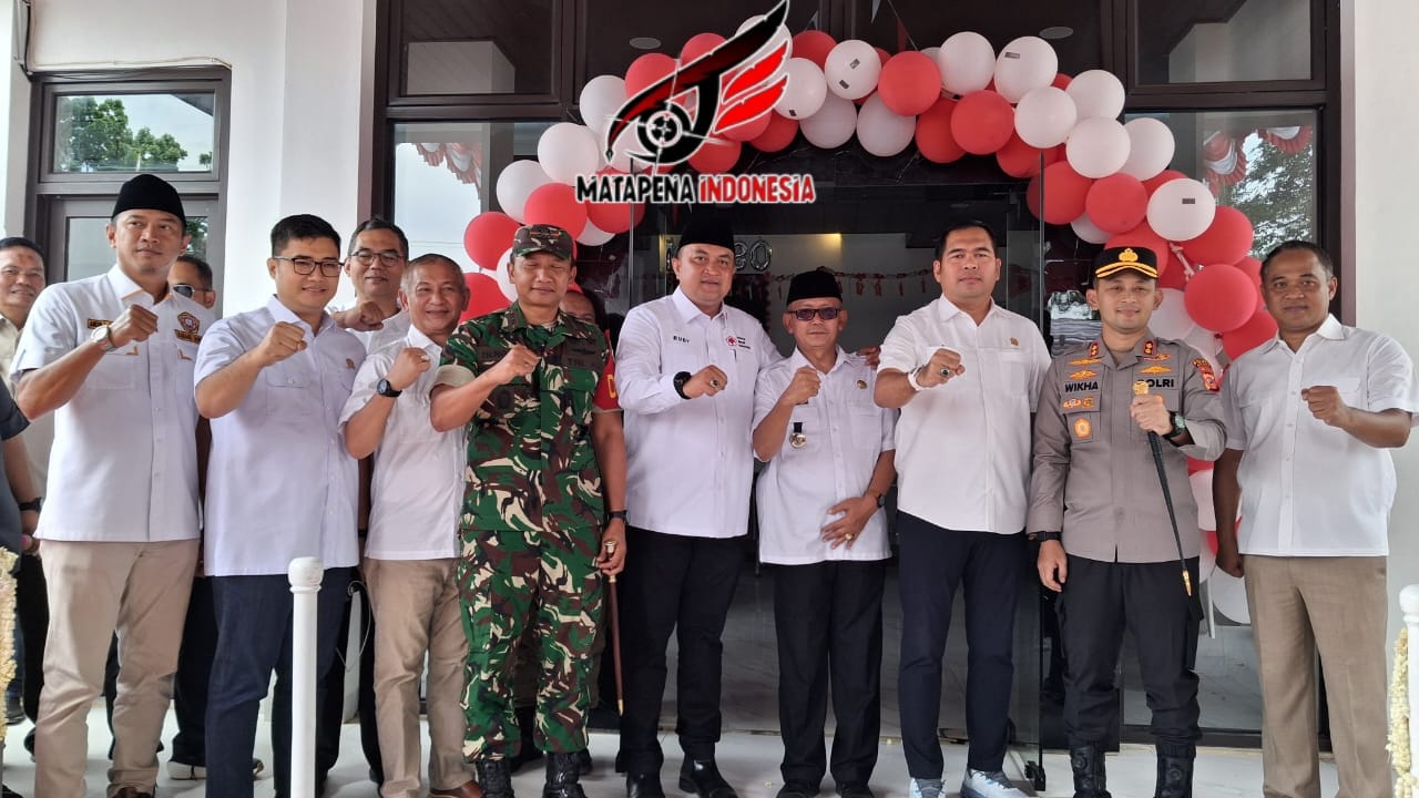 Bupati Bogor Resmikan Kantor Kecamatan Sukamakmur dan Luncurkan Program Pelayanan Publik Terpadu dalam Semarak HUT RI ke-80